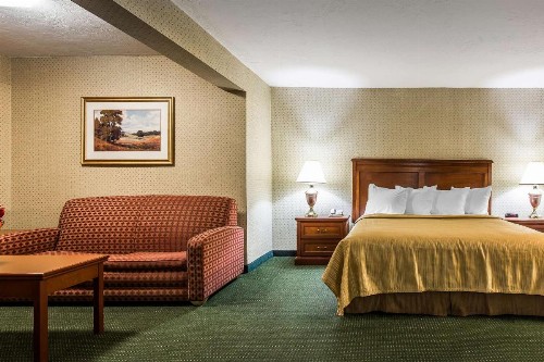 Quality Inn Near China Lake Naval Station - image 25