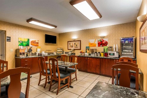 Quality Inn Near China Lake Naval Station - image 30