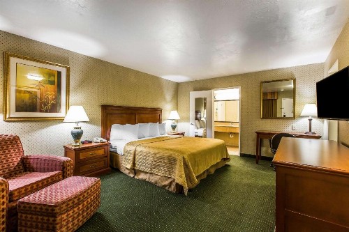 Quality Inn Near China Lake Naval Station - image 35