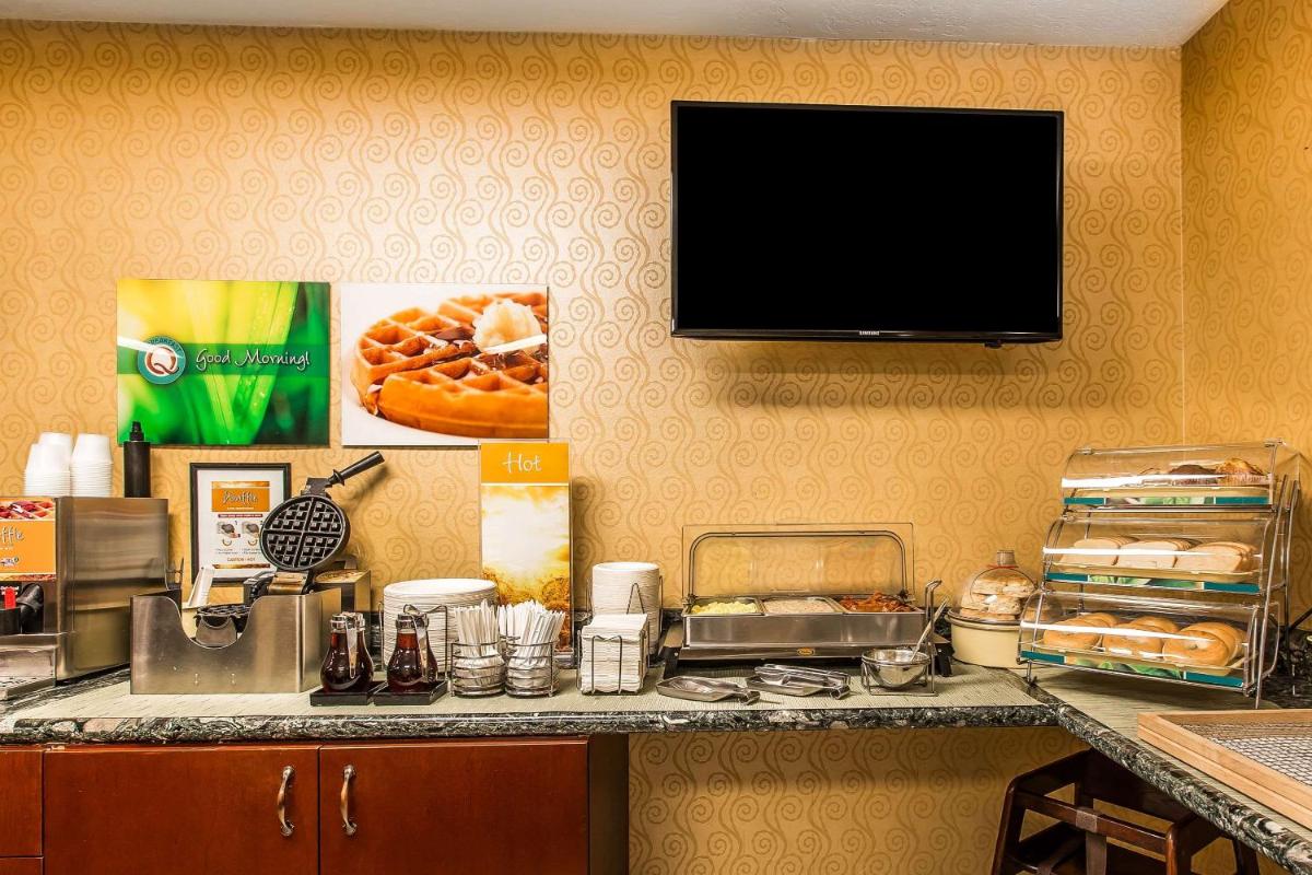Quality Inn Near China Lake Naval Station - image 4