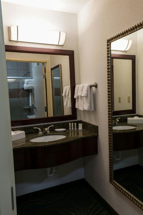 SpringHill Suites Ridgecrest - image 19