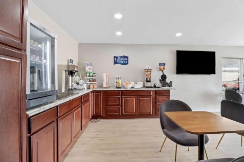 Travelodge by Wyndham Ridgecrest - image 17