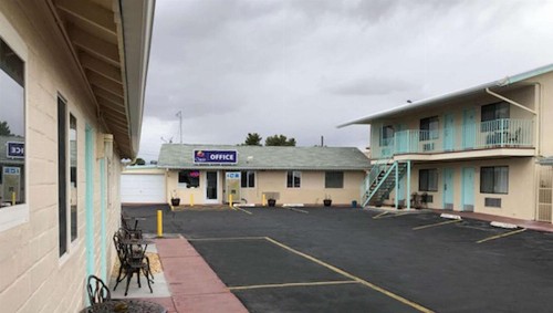 Oasis Inn & Suites - image 14
