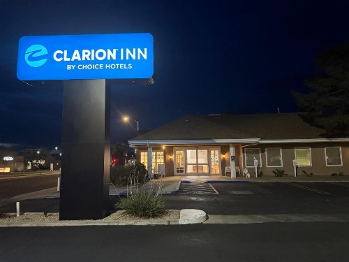 Clarion Inn Ridgecrest - image 40