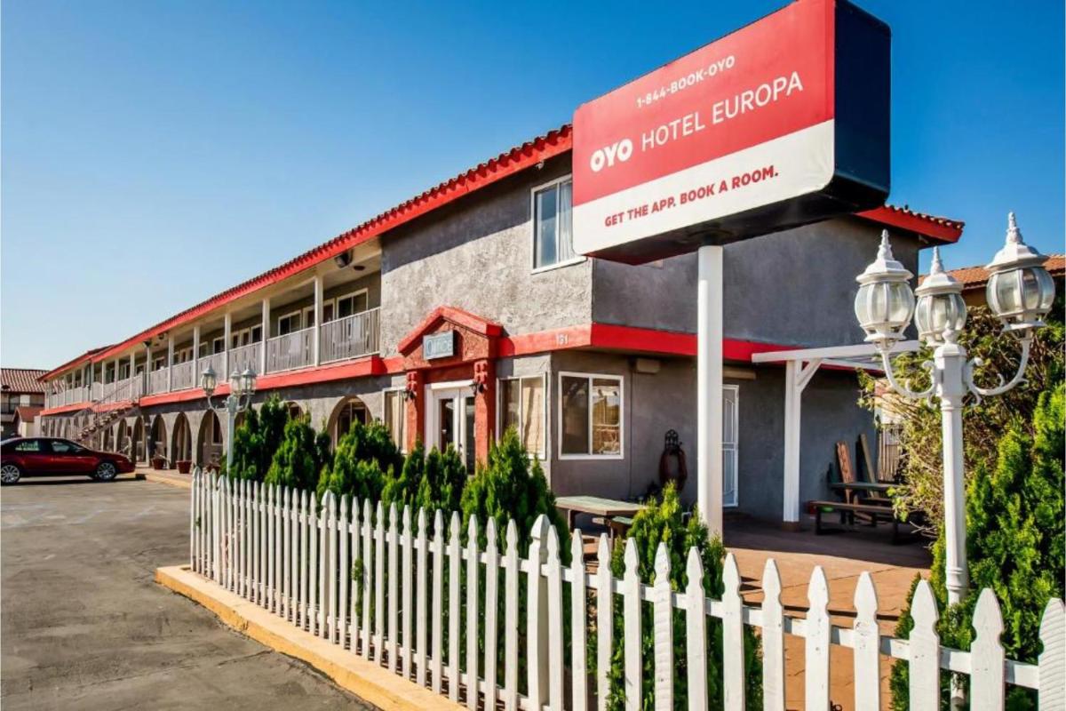 OYO Hotel Europa Ridgecrest CA - W Upjohn Ave - main image