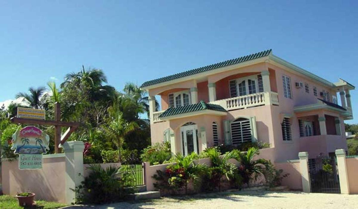 Dos Angeles del Mar Bed and Breakfast - image 3