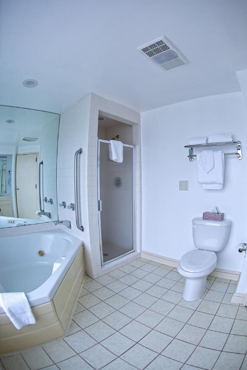 McCoy's Inn - image 11