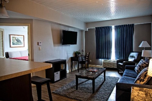 McCoy's Inn - image 36
