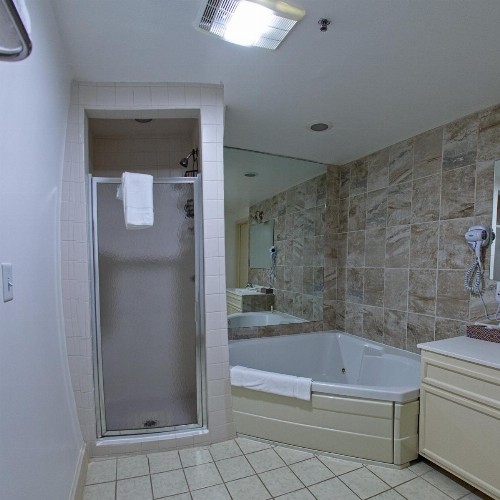 McCoy's Inn - image 39