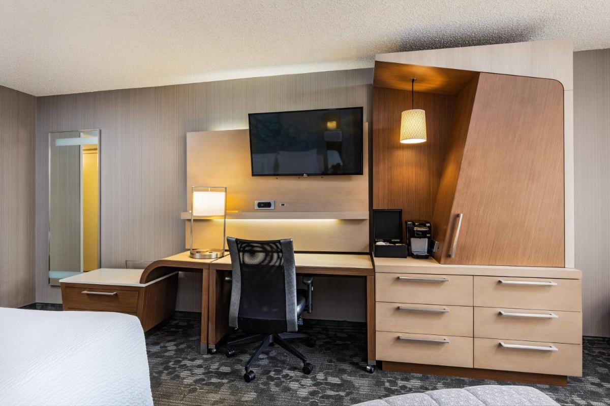 Courtyard by Marriott Riverside UCR/Moreno Valley Area - image 6