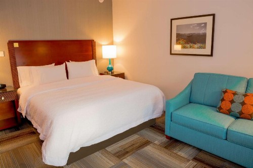 Hampton Inn & Suites Riverside/Corona East - image 19