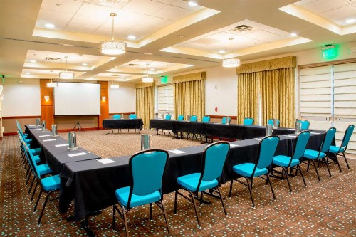 Hampton Inn & Suites Riverside/Corona East - image 24