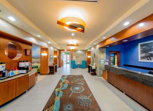 Hampton Inn & Suites Riverside/Corona East - image 5