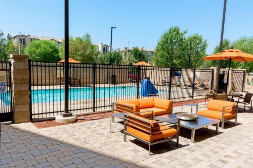 Hampton Inn & Suites Riverside/Corona East - image 6