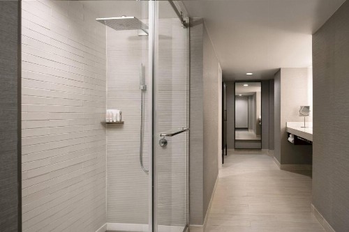 Marriott Riverside at the Convention Center - image 23