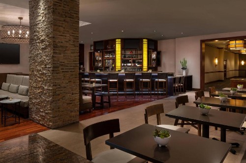 Marriott Riverside at the Convention Center - image 35