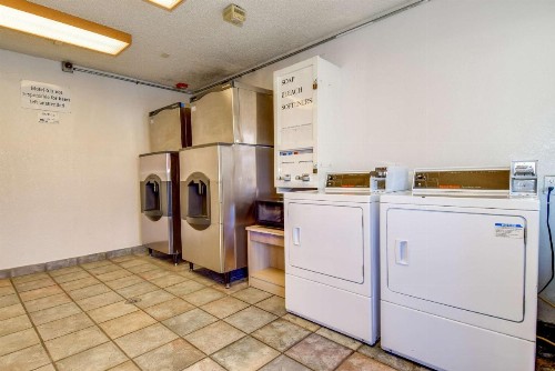 Motel 6-Riverside CA - South - image 13
