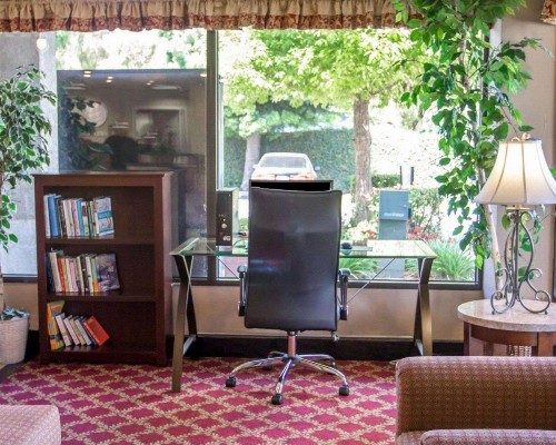 Quality Inn Riverside near UCR and Downtown - image 8