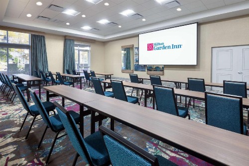 Hilton Garden Inn Tampa Riverview Brandon - image 9