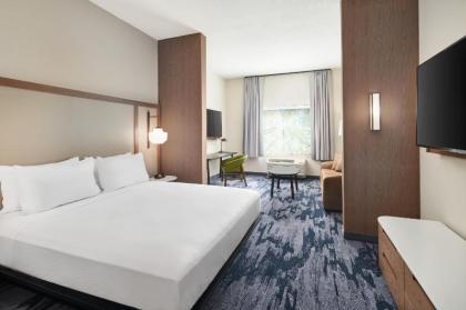 Fairfield Inn & Suites Tampa Riverview - image 8