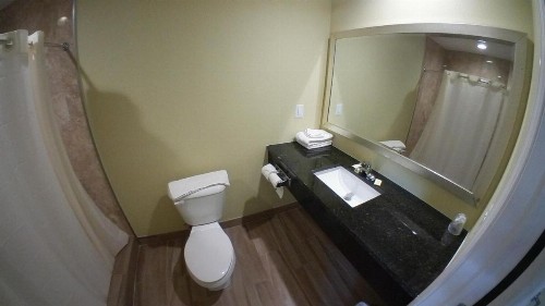 Travel Inn of Riviera Beach - image 22
