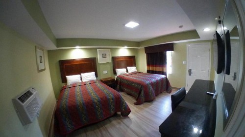 Travel Inn of Riviera Beach - image 26