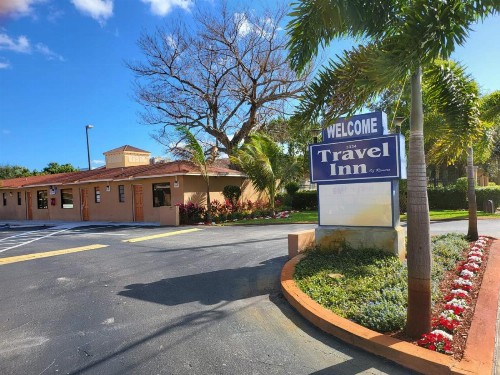 Travel Inn of Riviera Beach - image 4