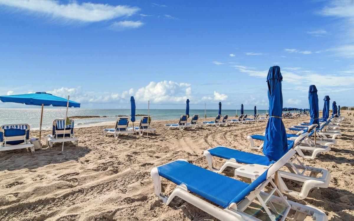 Oceanfront Palm Beach Resort & Spa Singer Island - image 2