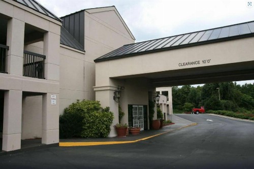 Travelodge by Wyndham Roanoke