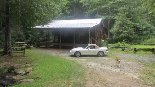 The Hemlock Hide Away - image 7