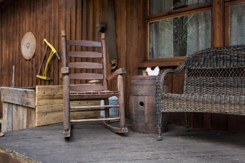 The Hemlock Hide Away - image 8