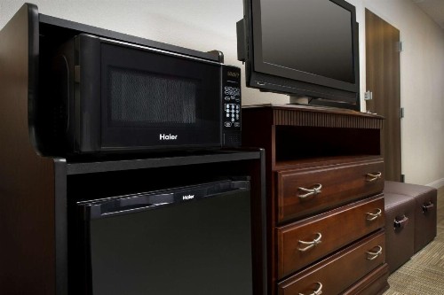 Hampton Inn Rochester Greece - image 17