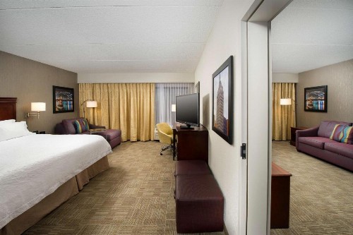 Hampton Inn Rochester Greece - image 18