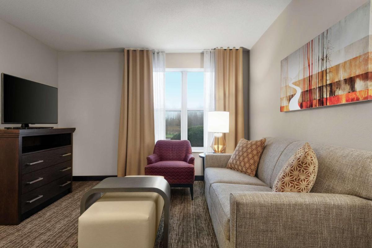 Homewood Suites Rochester-Henrietta - image 7