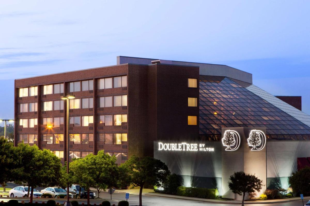 DoubleTree by Hilton Rochester - main image