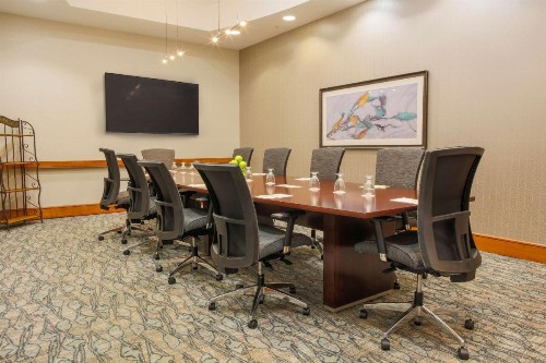 DoubleTree by Hilton Rochester - image 27