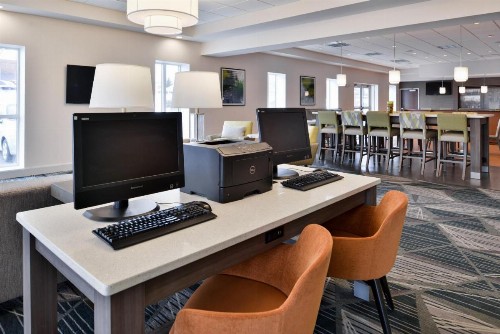 Holiday Inn Hotel & Suites Rochester - Marketplace an IHG Hotel - image 13