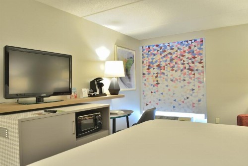 Holiday Inn Hotel & Suites Rochester - Marketplace an IHG Hotel - image 34