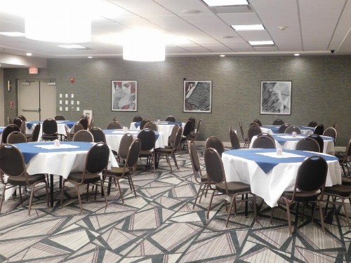 Holiday Inn Hotel & Suites Rochester - Marketplace an IHG Hotel - image 42