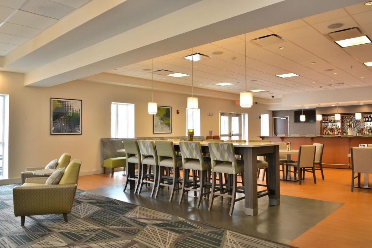 Holiday Inn Hotel & Suites Rochester - Marketplace an IHG Hotel - image 6