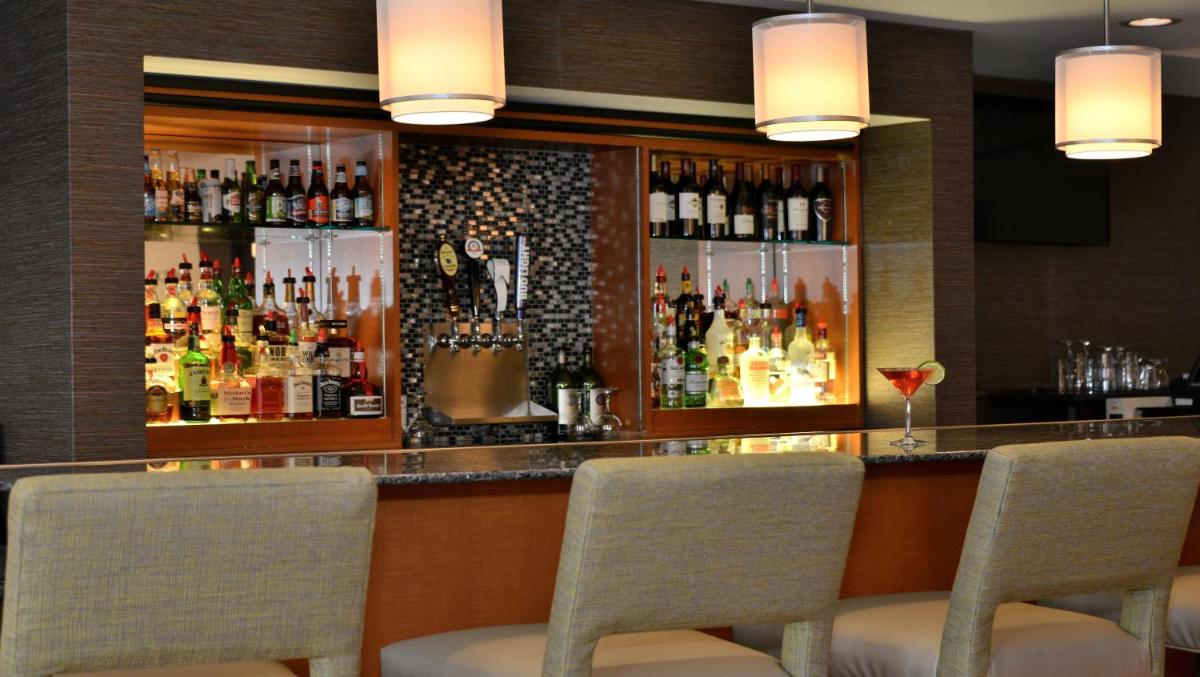 Holiday Inn Hotel & Suites Rochester - Marketplace an IHG Hotel - image 7
