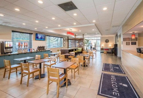 Country Inn & Suites by Radisson Rochester-Pittsford/Brighton NY - image 10