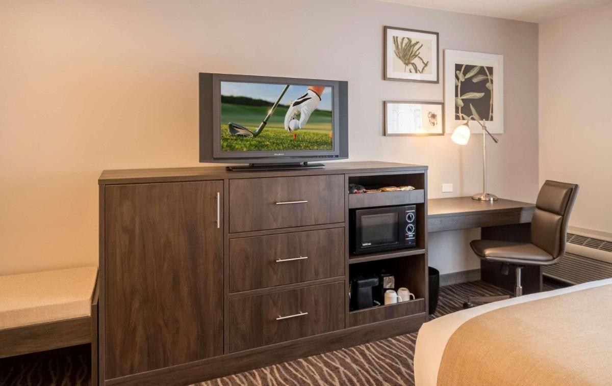 Country Inn & Suites by Radisson Rochester-Pittsford/Brighton NY - image 3
