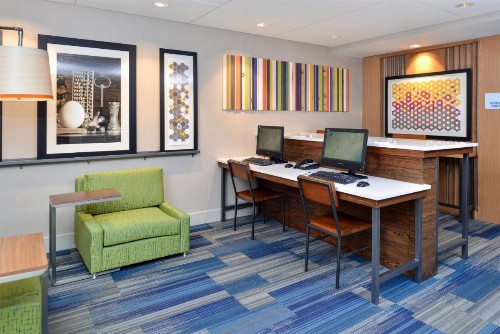 Holiday Inn Express Rochester - University Area an IHG Hotel - image 21