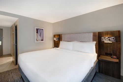 Holiday Inn Express Rochester - University Area an IHG Hotel - image 43