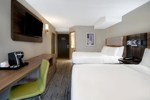 Holiday Inn Express Rochester - University Area an IHG Hotel - image 45