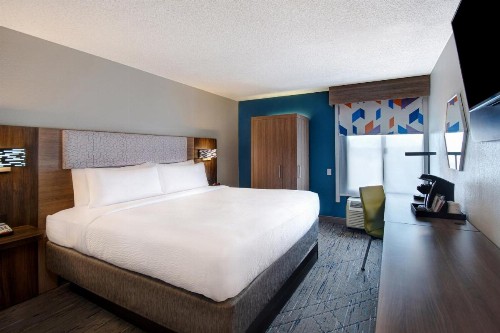 Holiday Inn Express Rochester - University Area an IHG Hotel - image 49