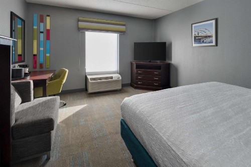 Hampton Inn Rochester - Irondequoit - image 13