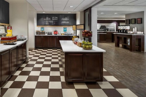 Hampton Inn Rochester - Irondequoit - image 26