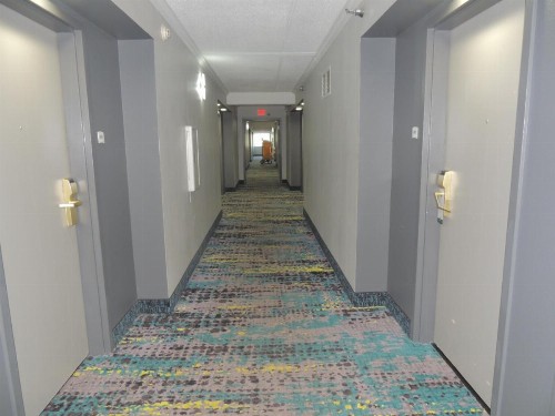 Quality Inn - image 20